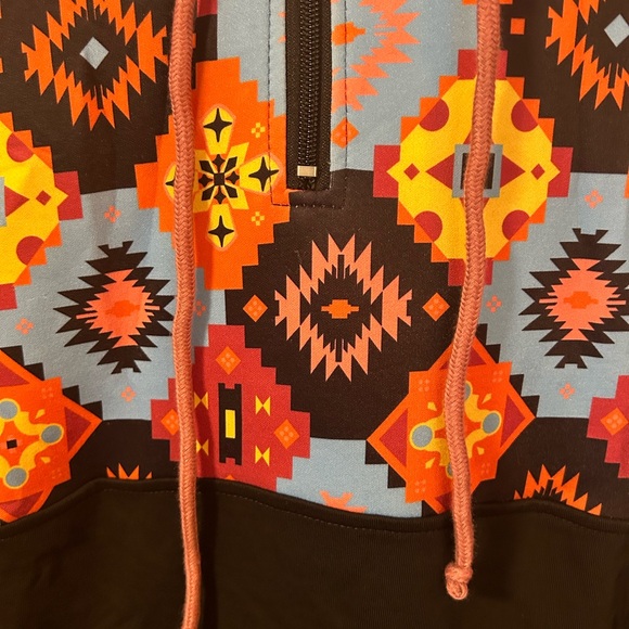 Aztec pattern hoodie - Picture 4 of 7